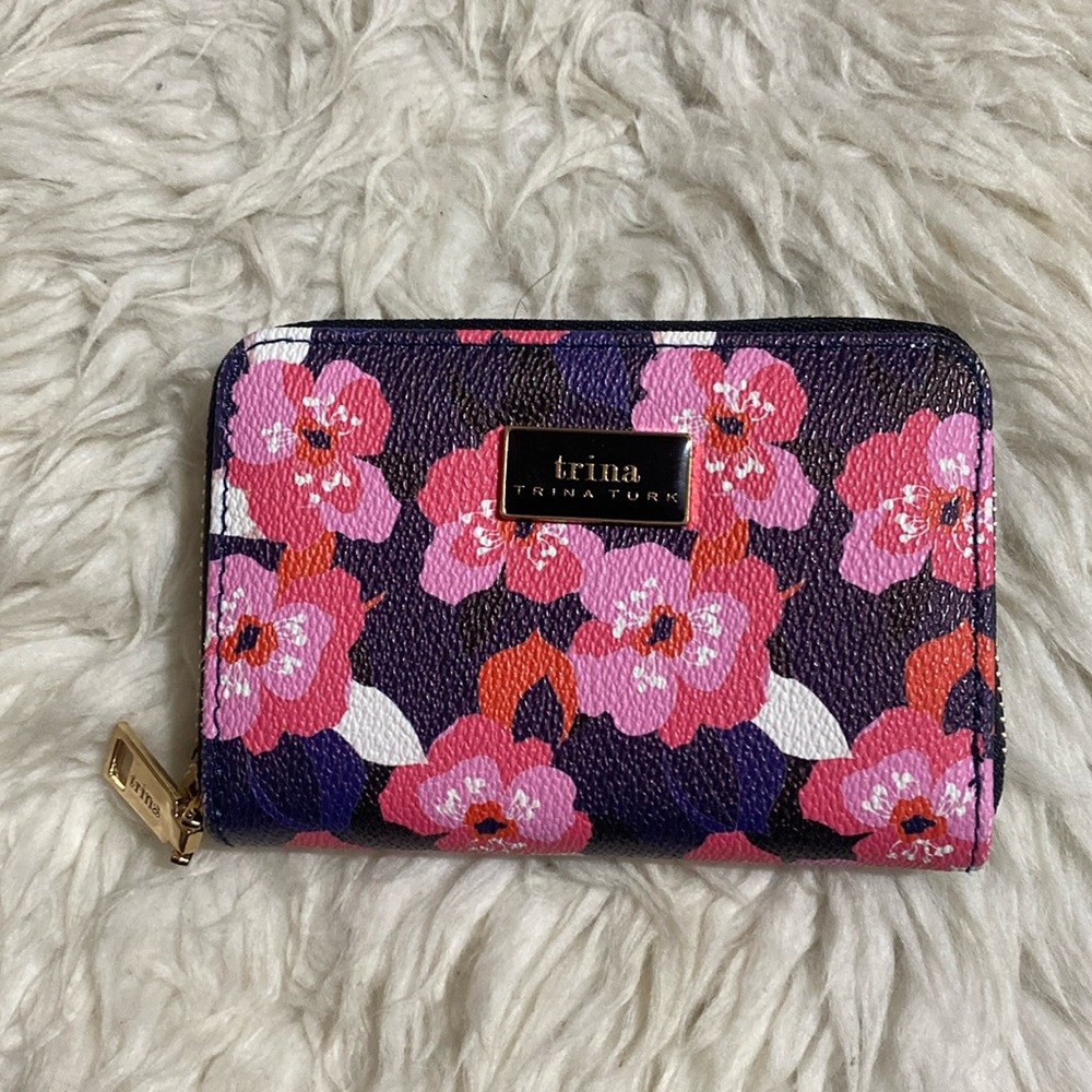 Trina Turk "All‎ Over Narcissus" Print Zip Around Wallet